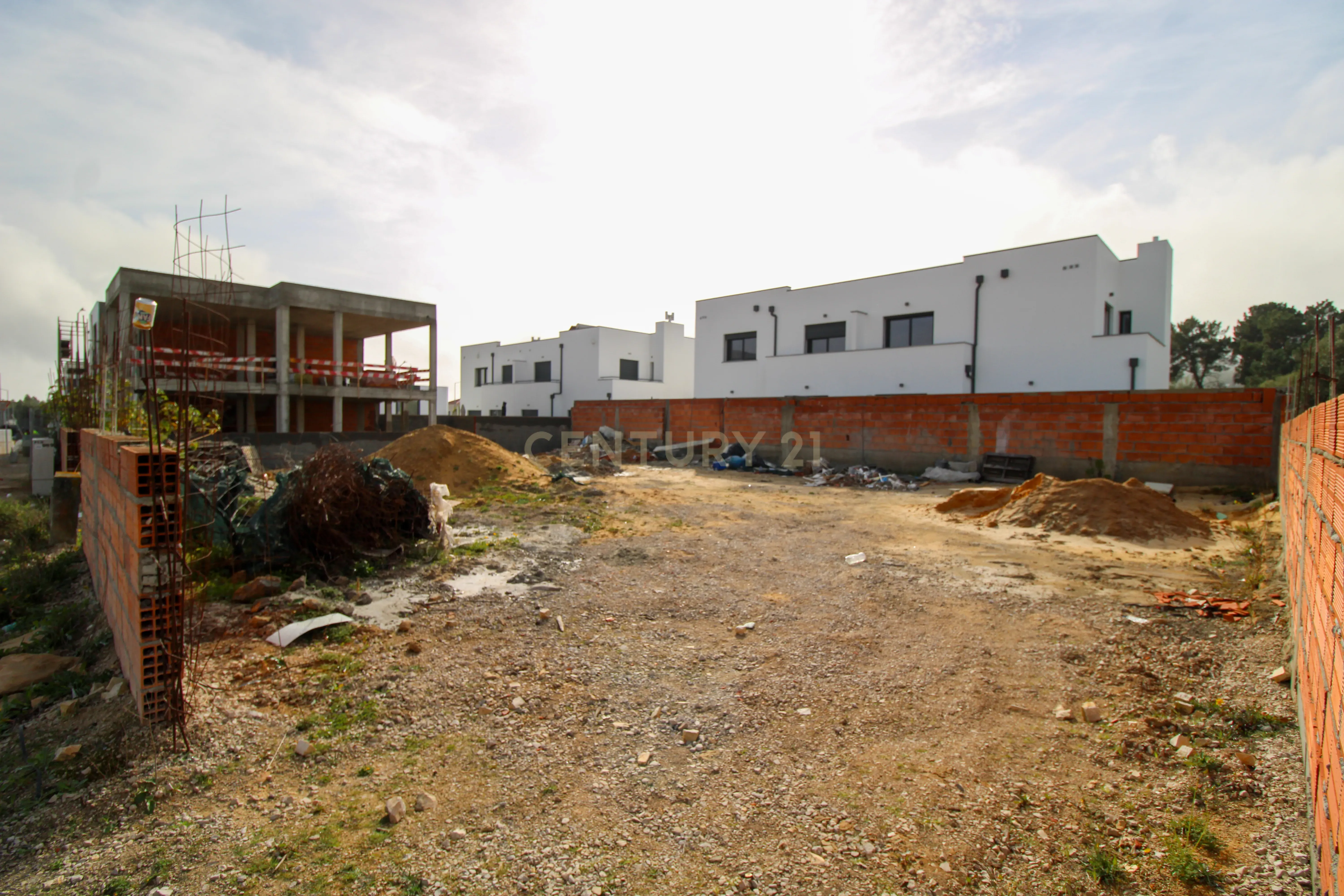 Lote de terreno de 200m2 para construção de Moradia em Palmela Aires - Image 5
