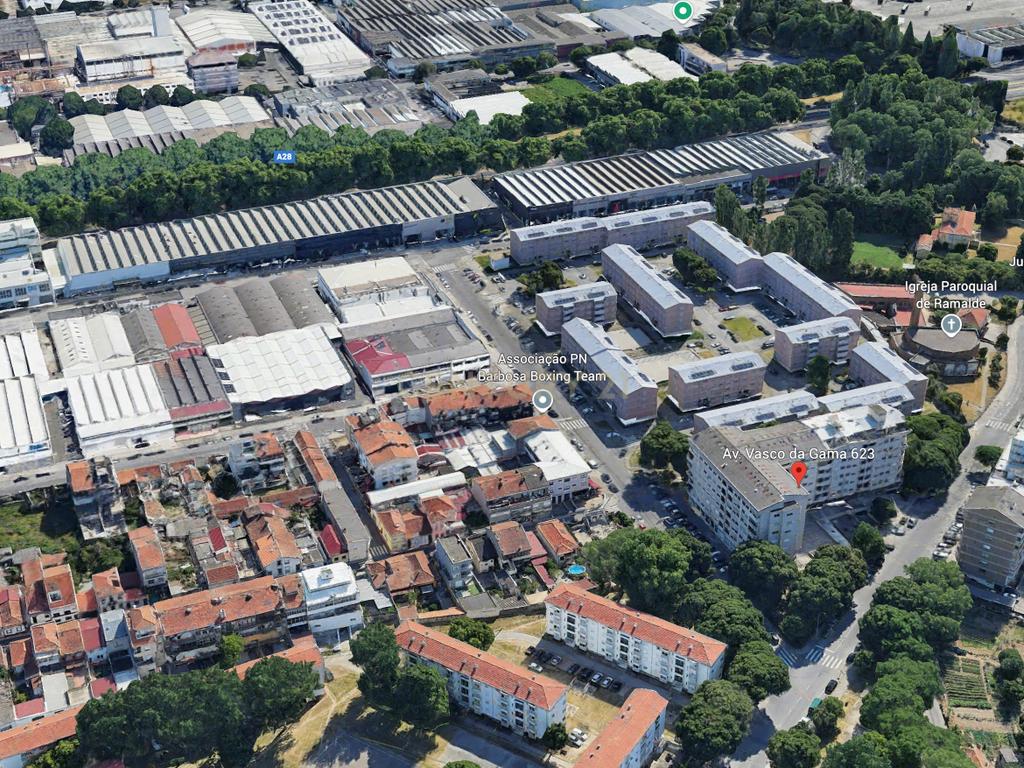 Apartamento T4 na Av. Vasco da Gama, Pinheiro Manso - Image 18