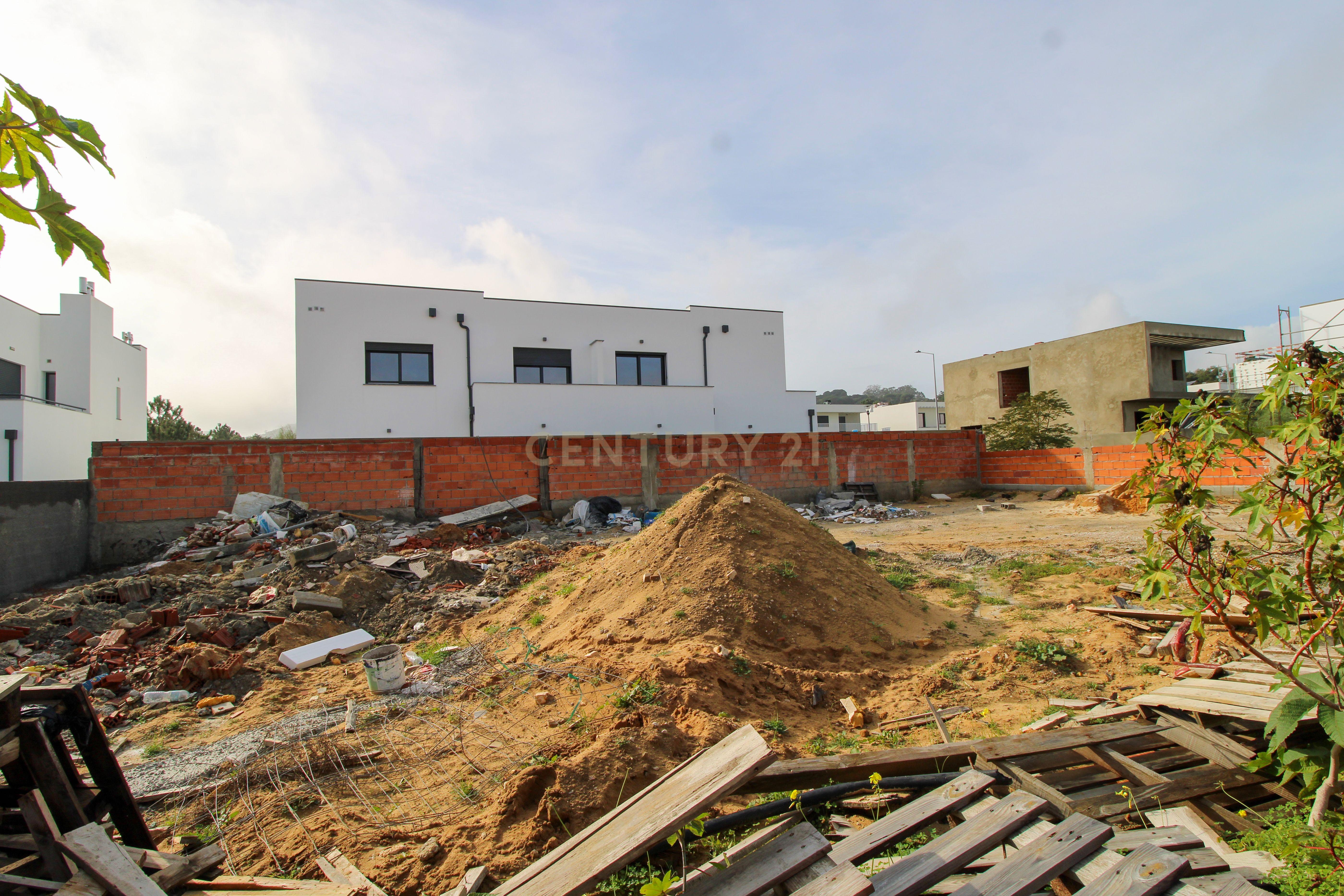 Lote de terreno de 200m2 para construção de Moradia em Palmela Aires - Image 6