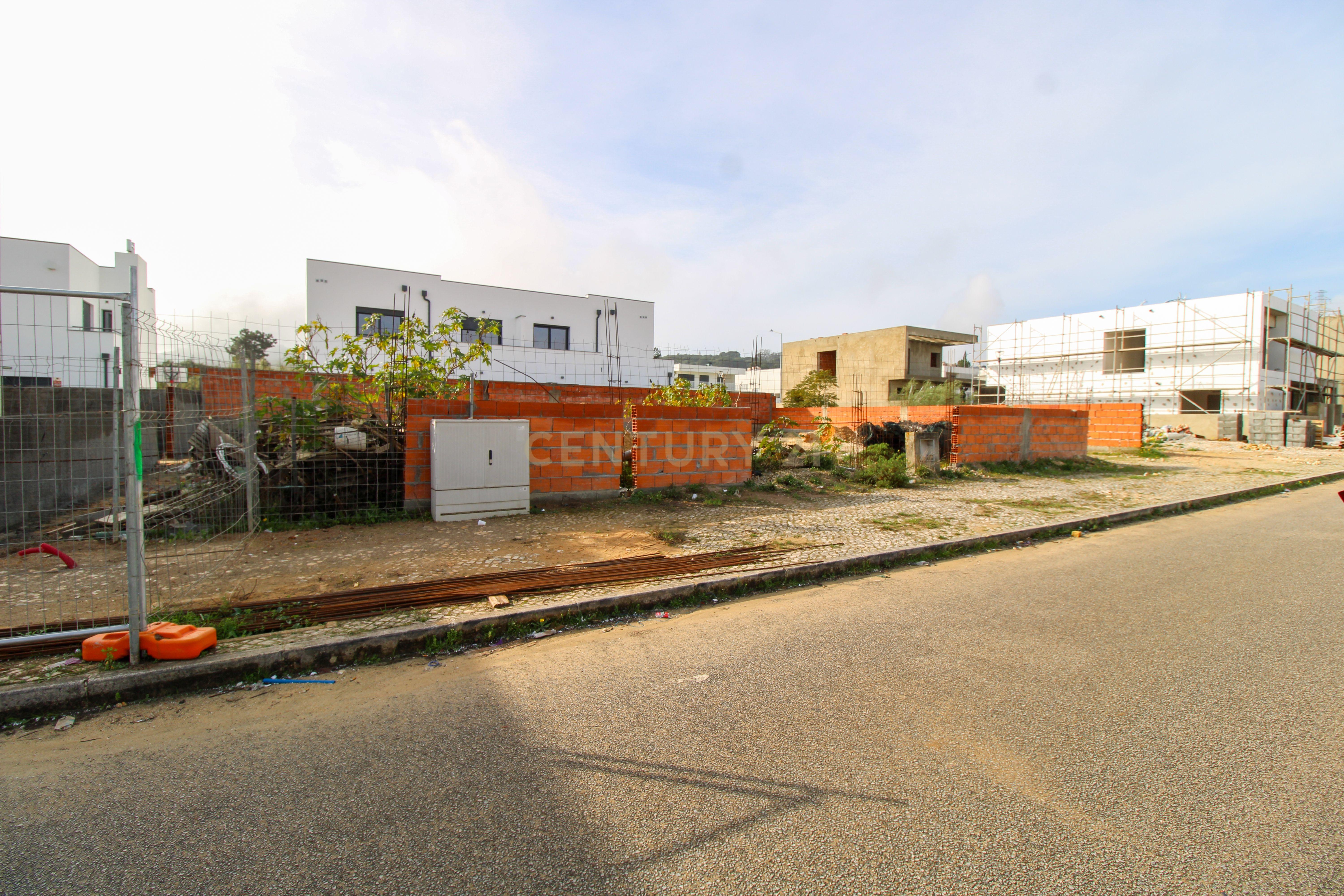 Lote de terreno de 200m2 para construção de Moradia em Palmela Aires - Image 14