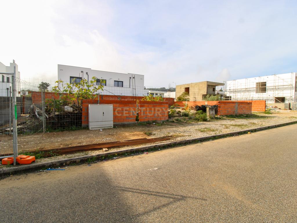 Lote de terreno de 200m2 para construção de Moradia em Palmela Aires - Image 14