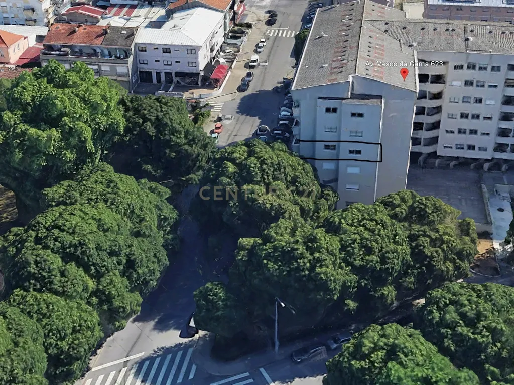 Apartamento T4 na Av. Vasco da Gama, Pinheiro Manso - Image 16