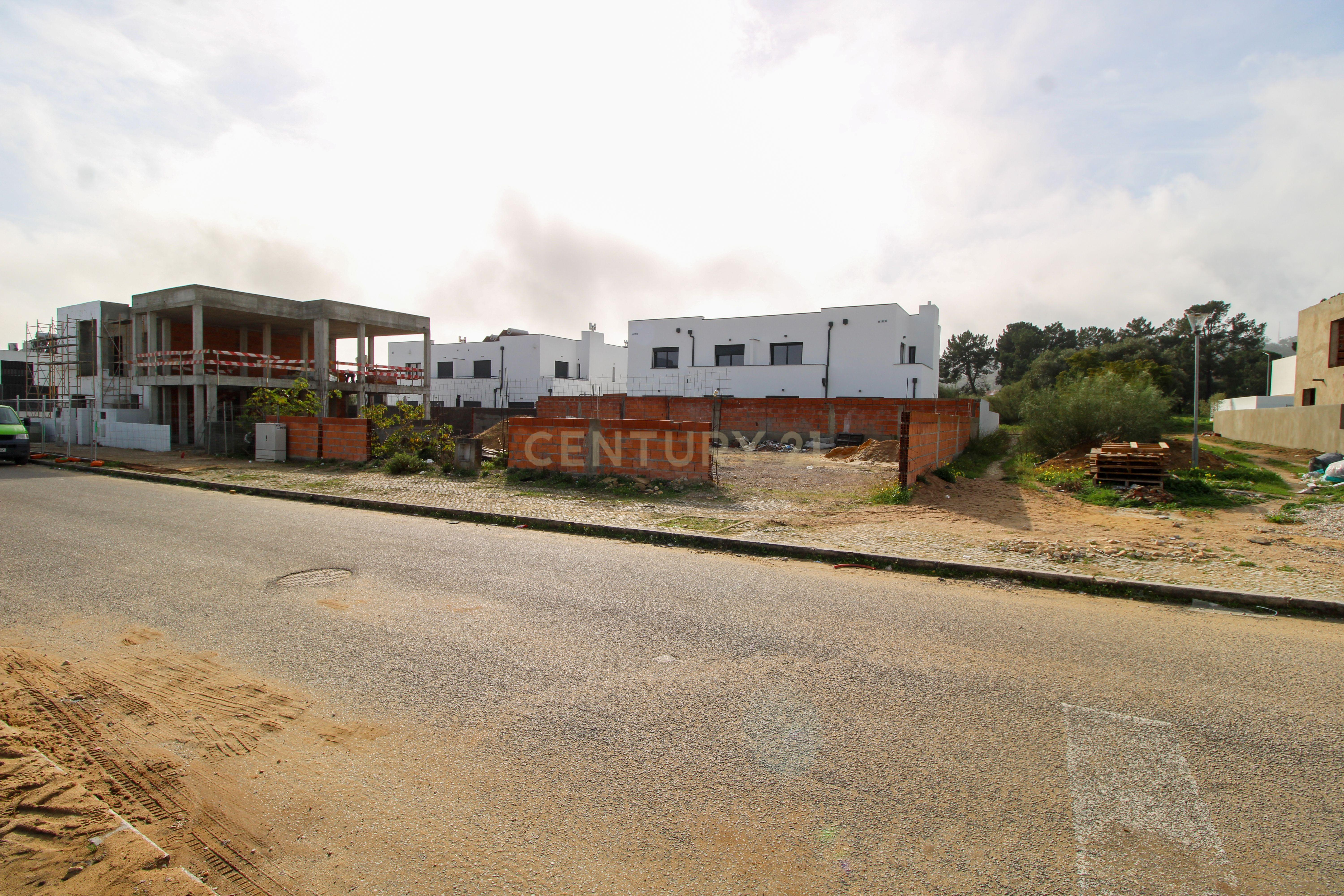 Lote de terreno de 200m2 para construção de Moradia em Palmela Aires - Image 7