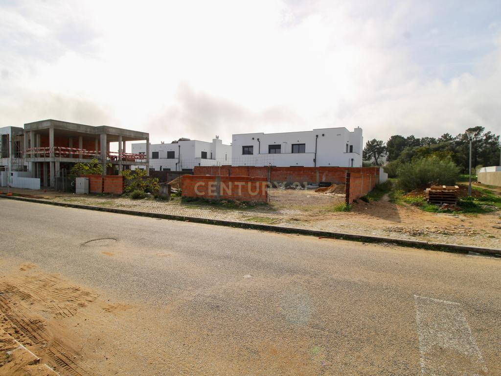 Lote de terreno de 200m2 para construção de Moradia em Palmela Aires - Image 7