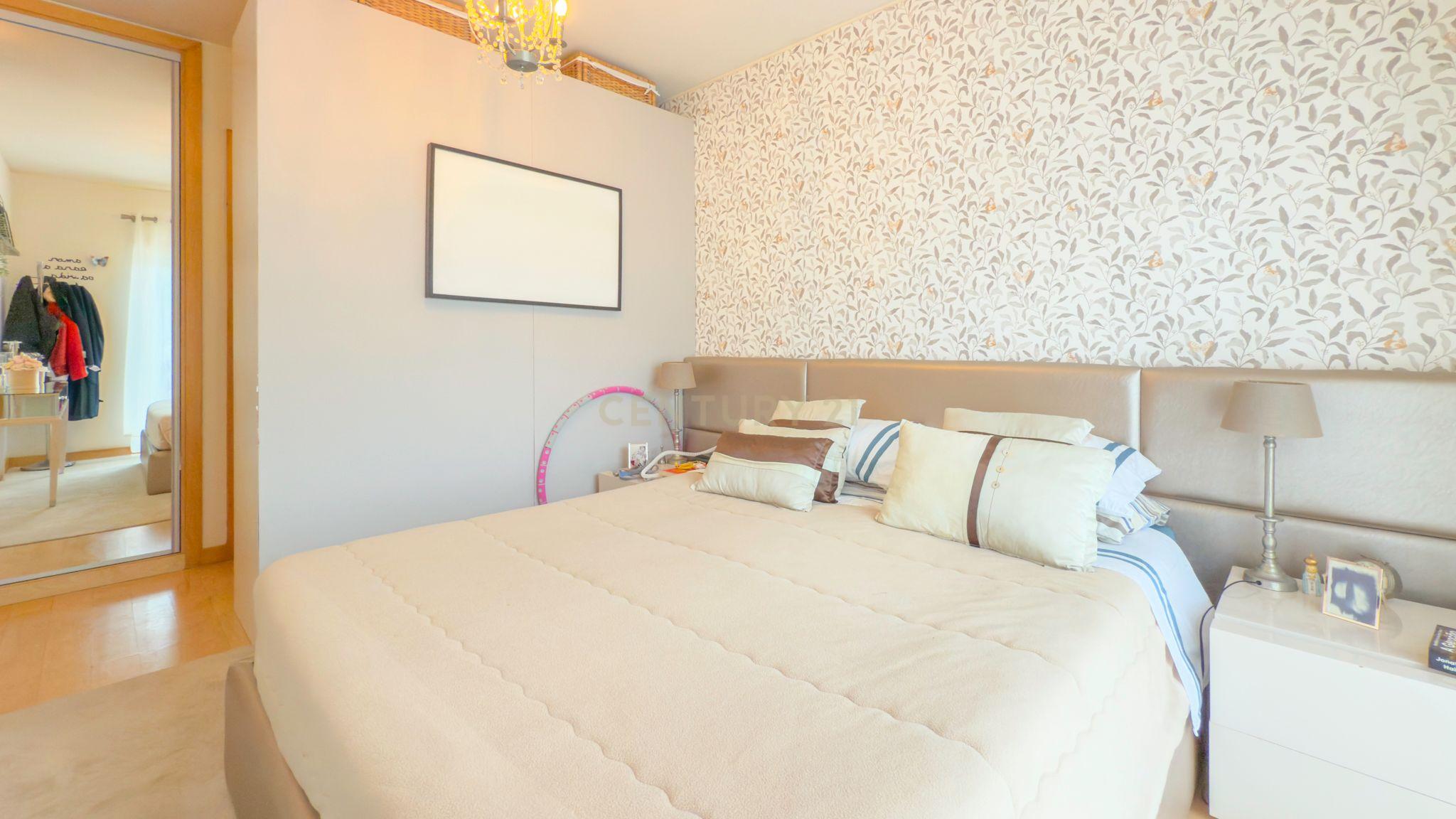 Magnifico apartamento T3 no Fórum Oeiras, com terraço privado 40m2, boa exposição solar, boas áreas e com tudo perto de si! - Image 48