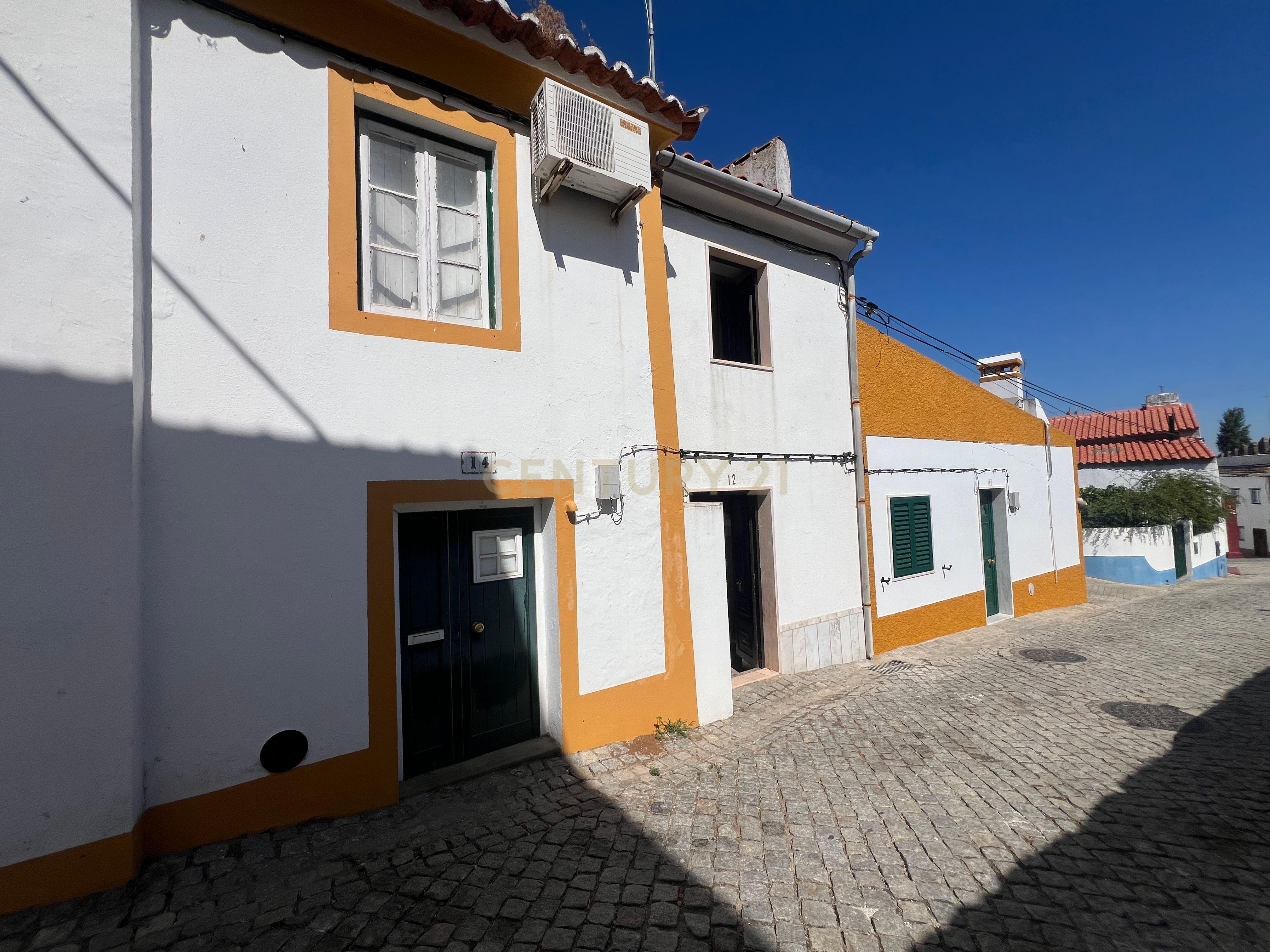 Charmosa Moradia T3 no centro de Monforte - Image 12