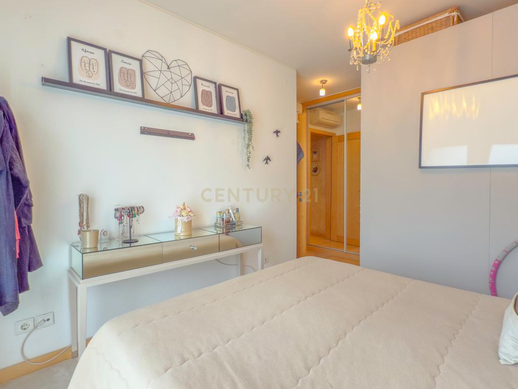 Magnifico apartamento T3 no Fórum Oeiras, com terraço privado 40m2, boa exposição solar, boas áreas e com tudo perto de si! - Image 50
