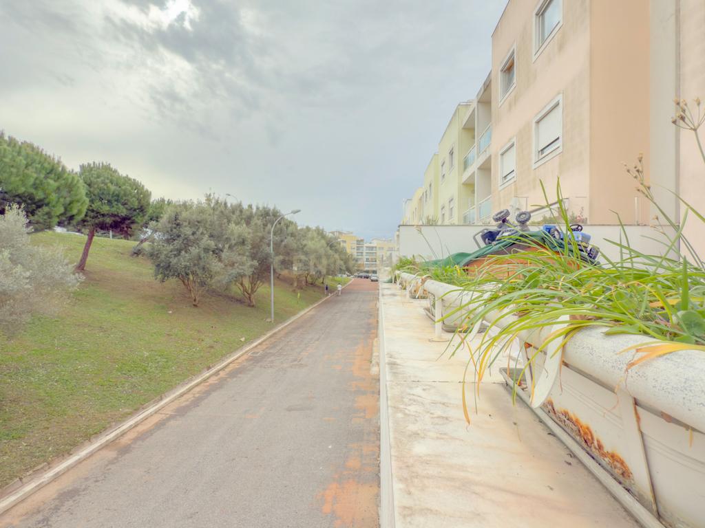 Magnifico apartamento T3 no Fórum Oeiras, com terraço privado 40m2, boa exposição solar, boas áreas e com tudo perto de si! - Image 56