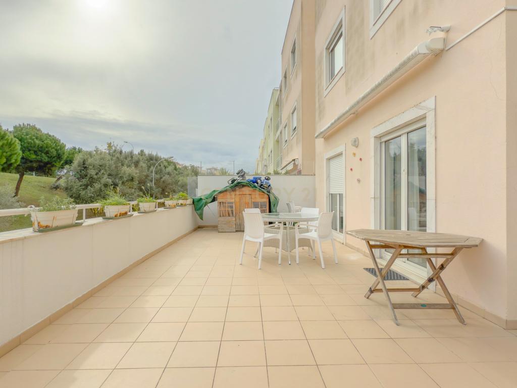 Magnifico apartamento T3 no Fórum Oeiras, com terraço privado 40m2, boa exposição solar, boas áreas e com tudo perto de si! - Image 60