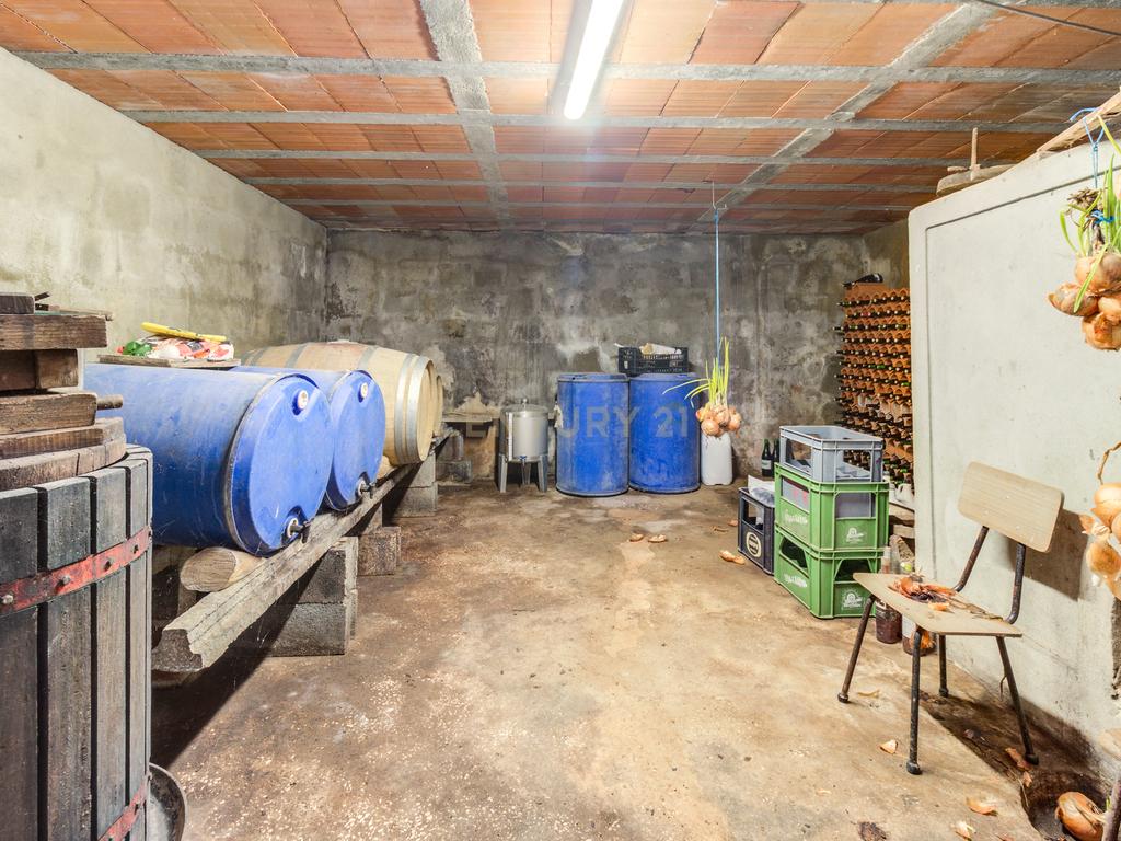 Terreno Único em Setúbal – Ideal para Produtores de Vinho e Agro turismo - Image 32