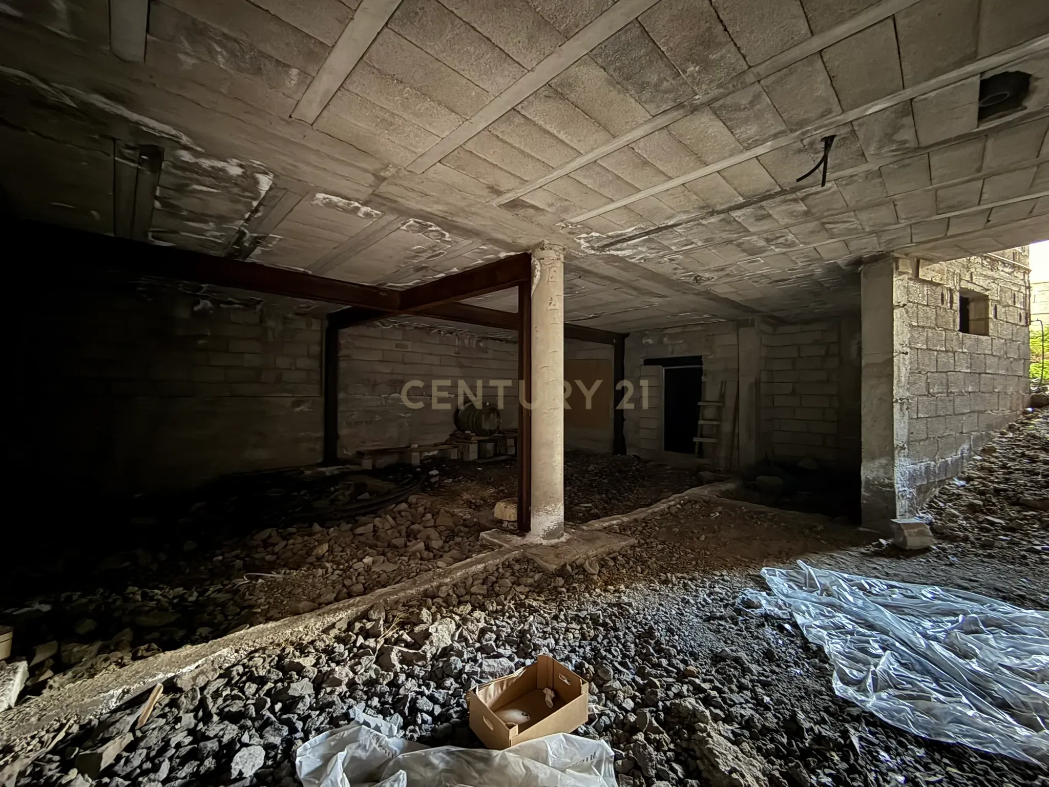undefined - Image 19