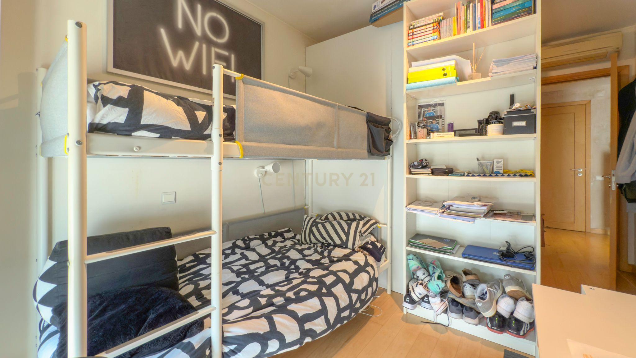 Magnifico apartamento T3 no Fórum Oeiras, com terraço privado 40m2, boa exposição solar, boas áreas e com tudo perto de si! - Image 71