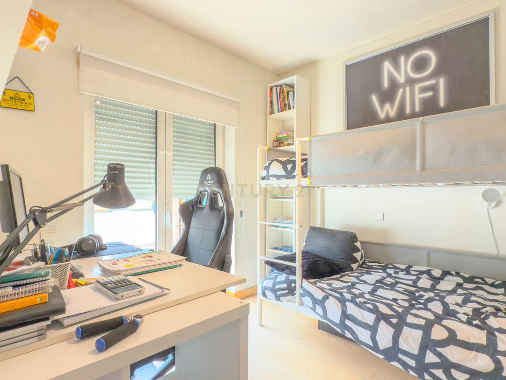 Magnifico apartamento T3 no Fórum Oeiras, com terraço privado 40m2, boa exposição solar, boas áreas e com tudo perto de si! - Image 76