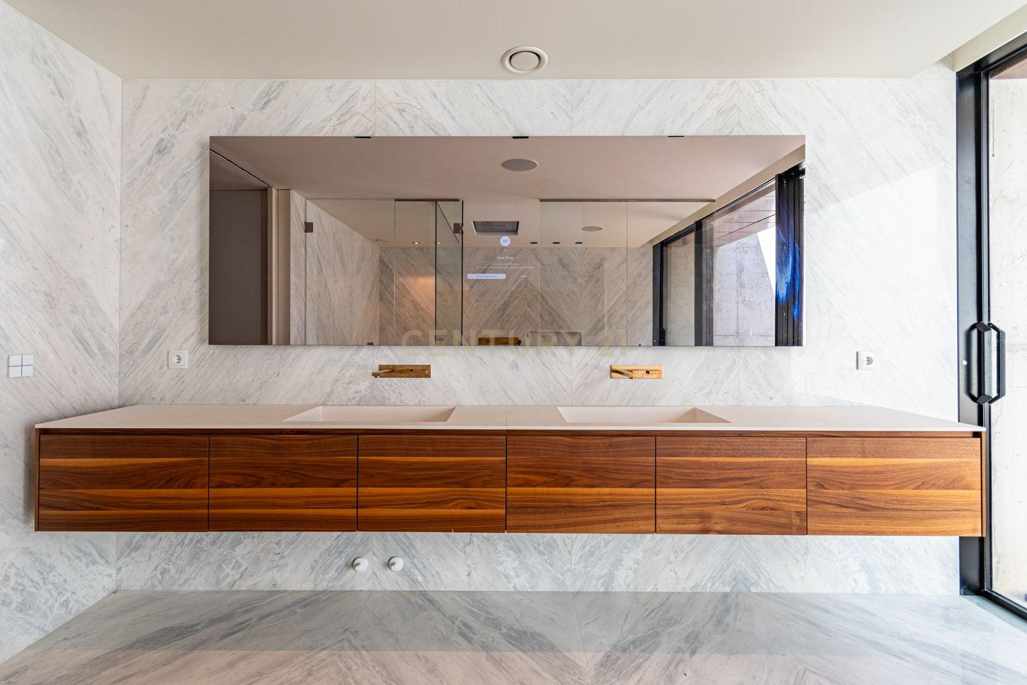 VILLA SPECIALE - MORADIA T4 COM DECORAÇÃO INCLUÍDA EM ALCOCHETE - Image 46
