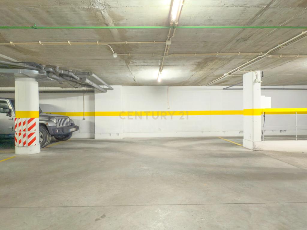 Magnifico apartamento T3 no Fórum Oeiras, com terraço privado 40m2, boa exposição solar, boas áreas e com tudo perto de si! - Image 82