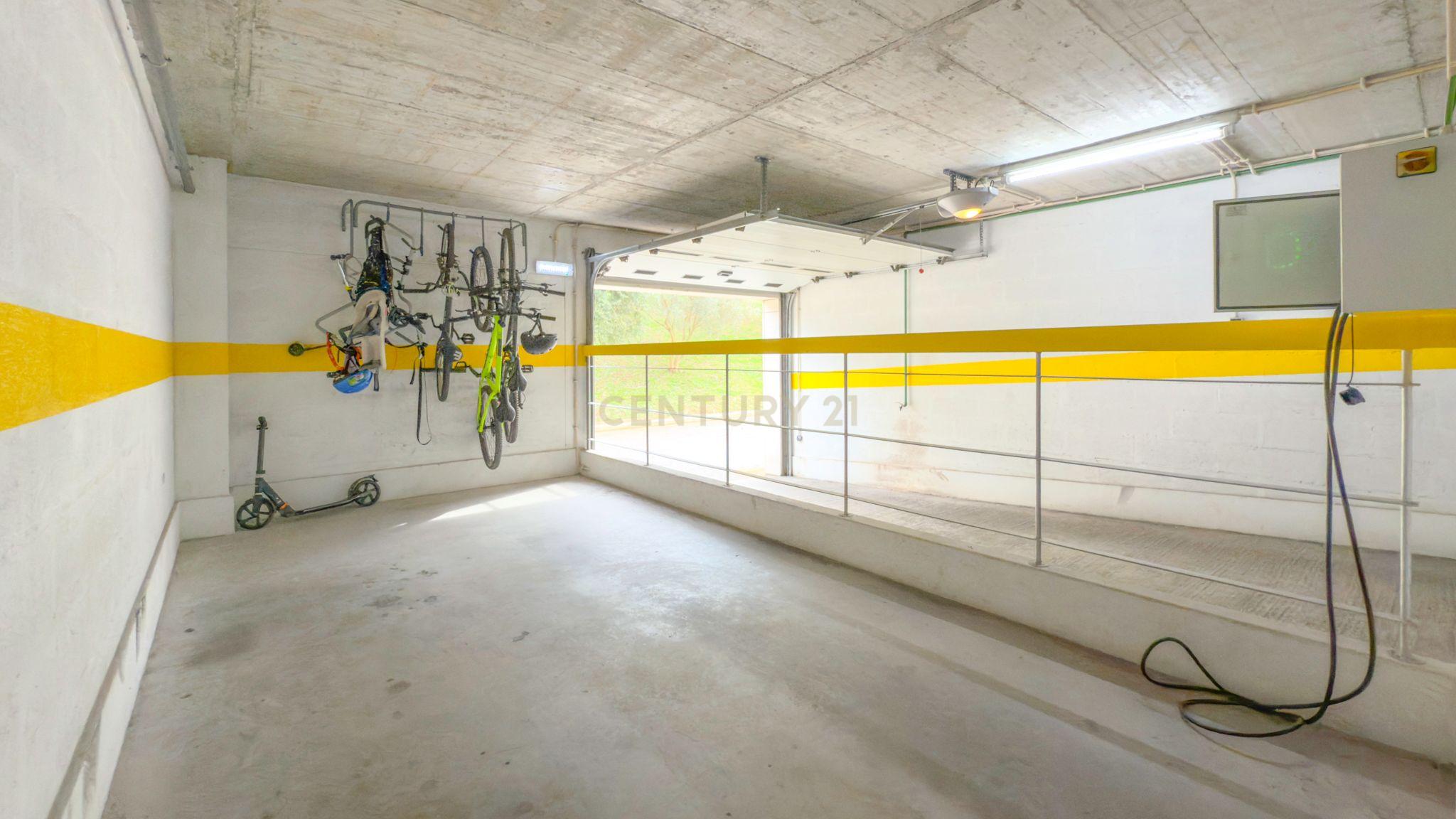 Magnifico apartamento T3 no Fórum Oeiras, com terraço privado 40m2, boa exposição solar, boas áreas e com tudo perto de si! - Image 91