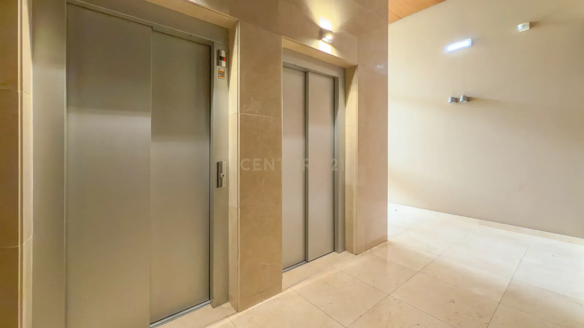 Magnifico apartamento T3 no Fórum Oeiras, com terraço privado 40m2, boa exposição solar, boas áreas e com tudo perto de si! - Image 87