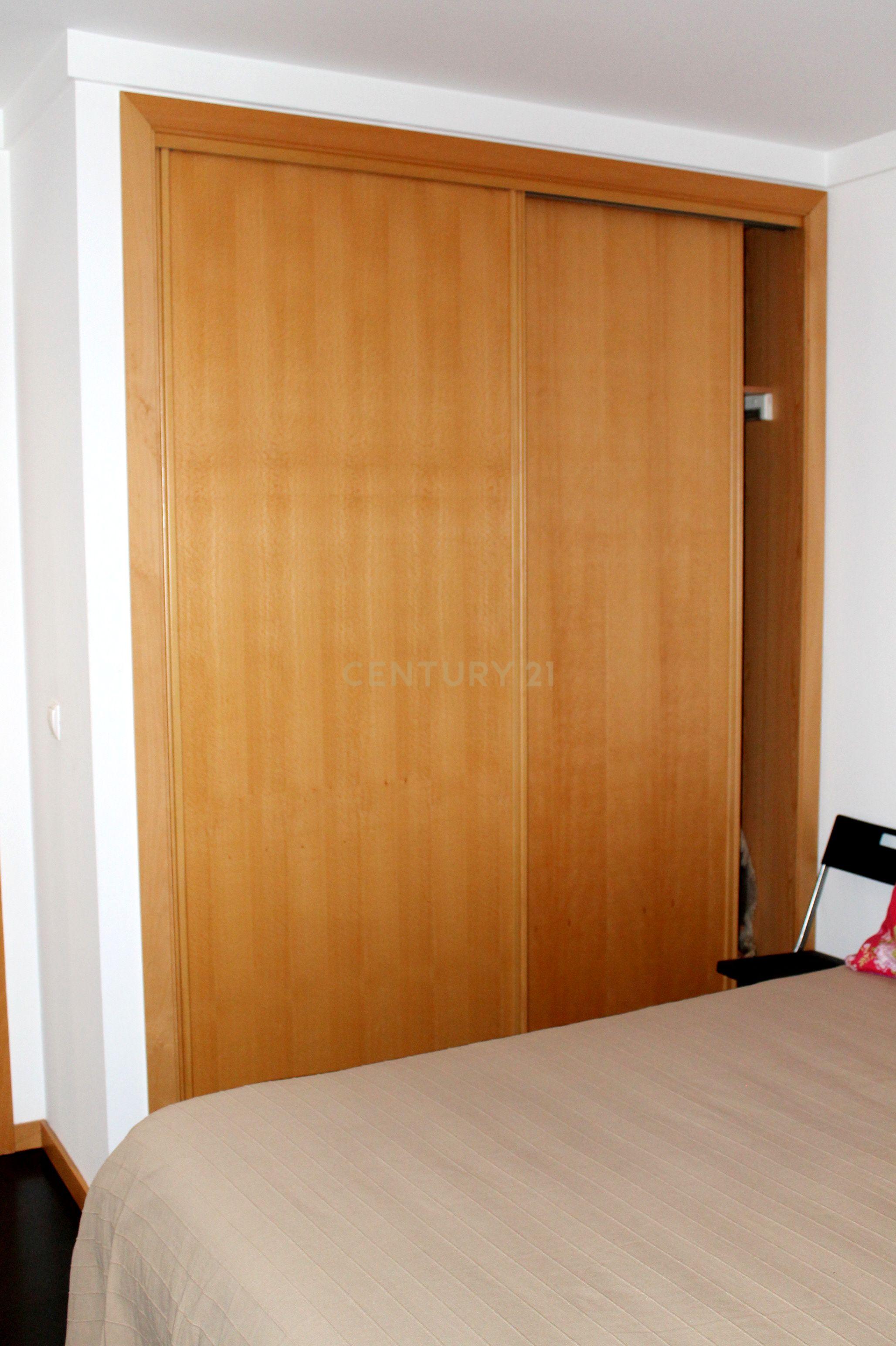 Apartamento T1 vista rio, edifício PANORAMIC, Parque das Nações - Image 8
