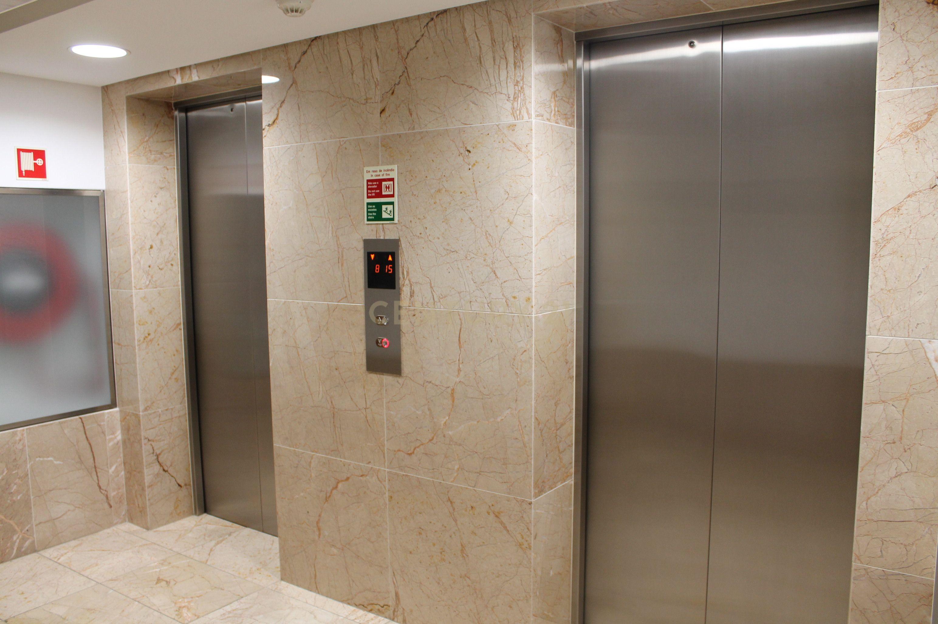 Apartamento T1 vista rio, edifício PANORAMIC, Parque das Nações - Image 16