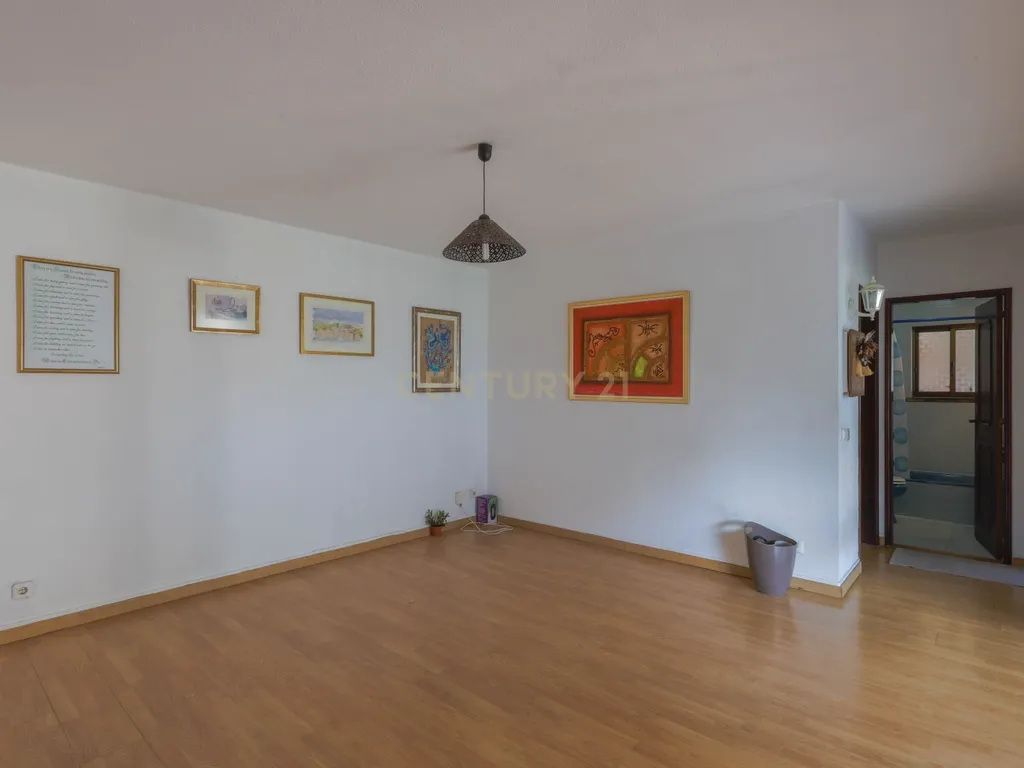 O Refúgio Perfeito no Pinhal da Verdizela – Um Ícone de Luxo, Sofisticação e Versatilidade - Image 33