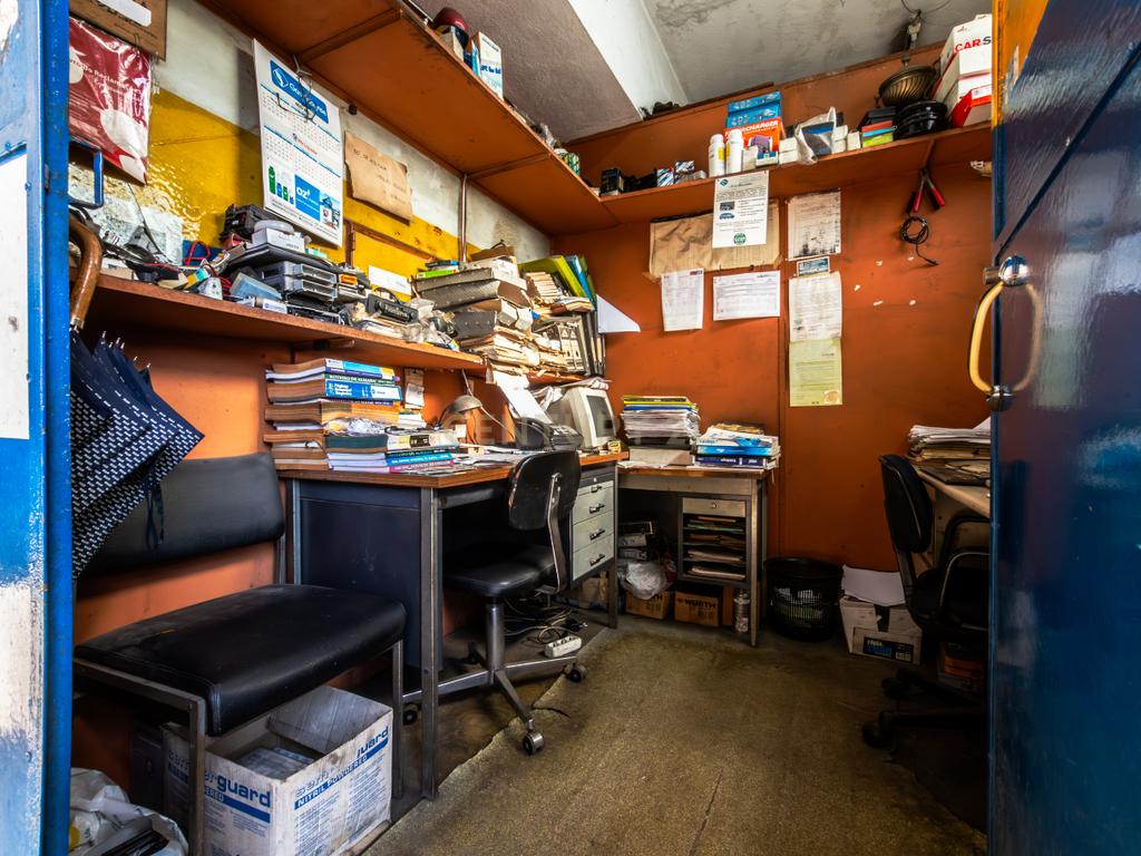 Trespasse de Inventário Ramo Automóvel + Arrendamento de Garagem, Cova da Piedade - Image 7