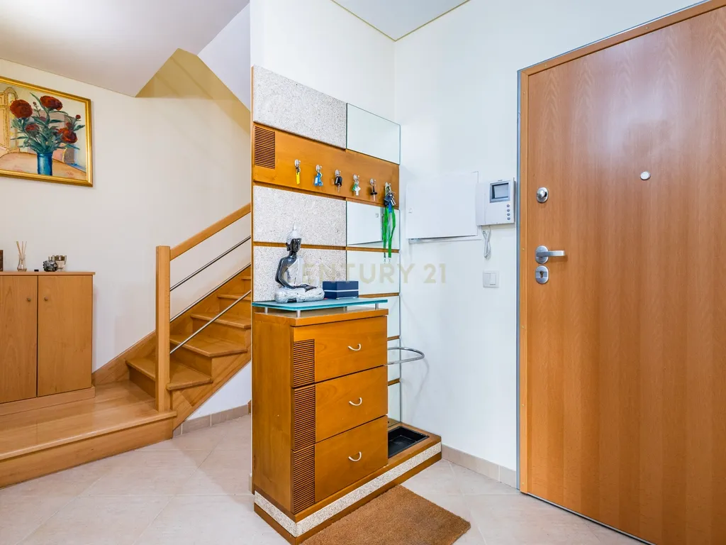 Apartamento T3 Duplex para venda em Pombal - Image 11