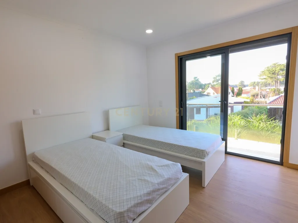 O Refúgio Perfeito no Pinhal da Verdizela – Um Ícone de Luxo, Sofisticação e Versatilidade - Image 10
