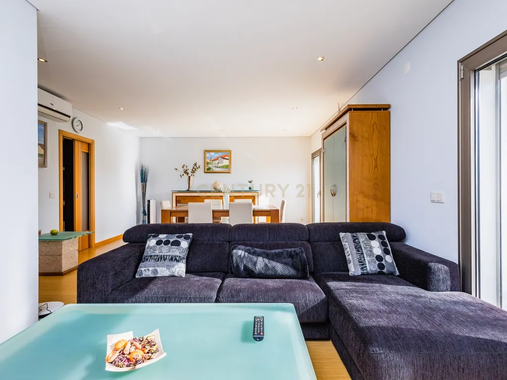Apartamento T3 Duplex para venda em Pombal - Image 3