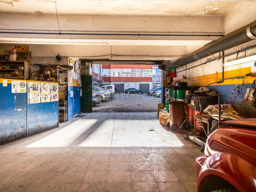 Trespasse de Inventário Ramo Automóvel + Arrendamento de Garagem, Cova da Piedade - Image 9