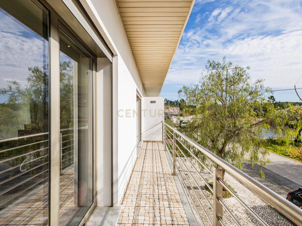 Apartamento T3 Duplex para venda em Pombal - Image 14