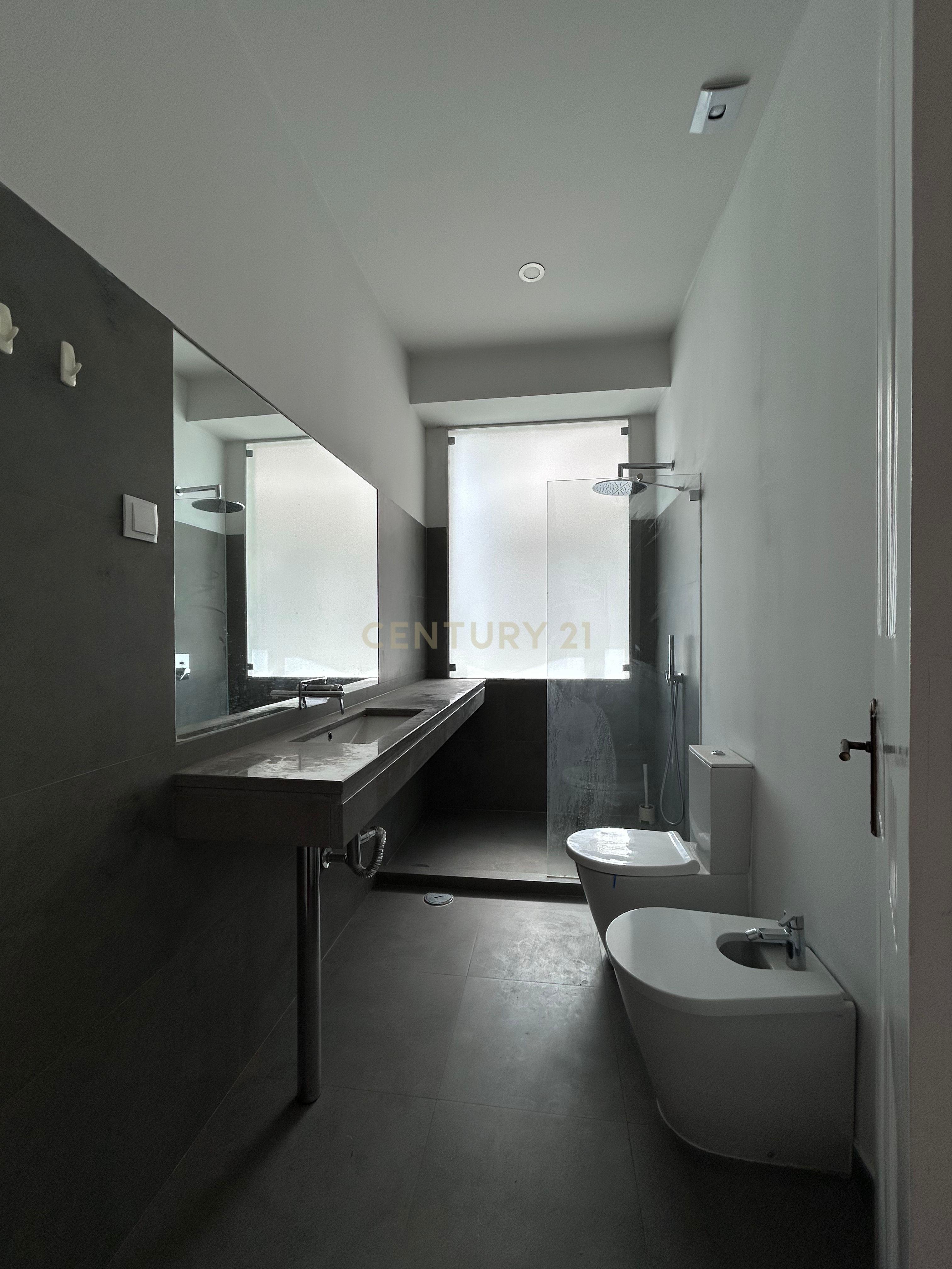 Apartamento T2 em Lisboa, na Av. Joaquim António de Aguiar - Image 23