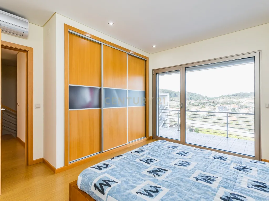 Apartamento T3 Duplex para venda em Pombal - Image 13