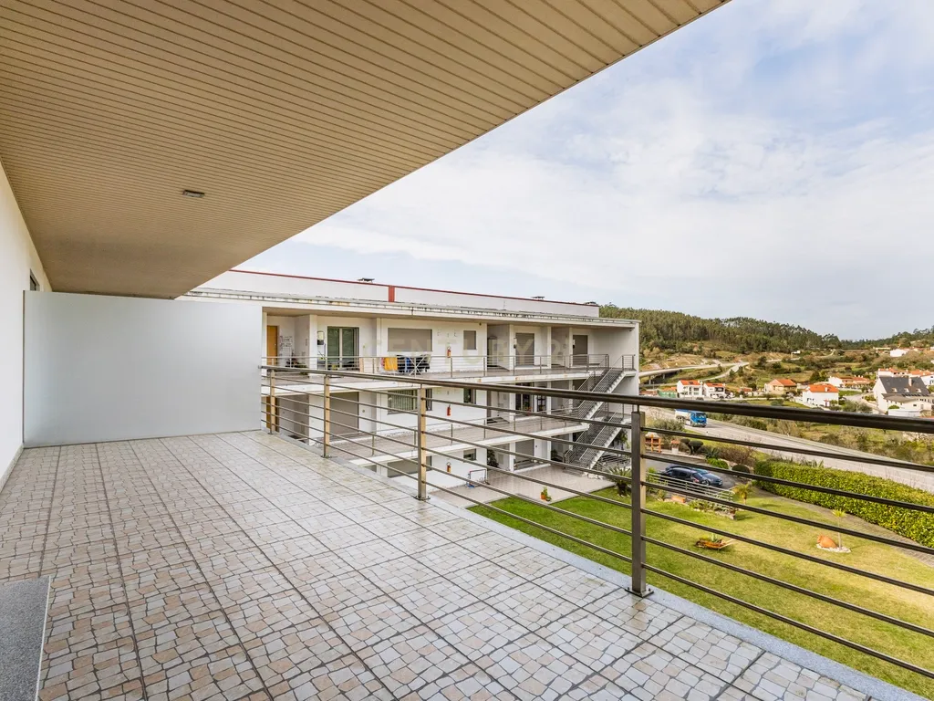 Apartamento T3 Duplex para venda em Pombal - Image 23