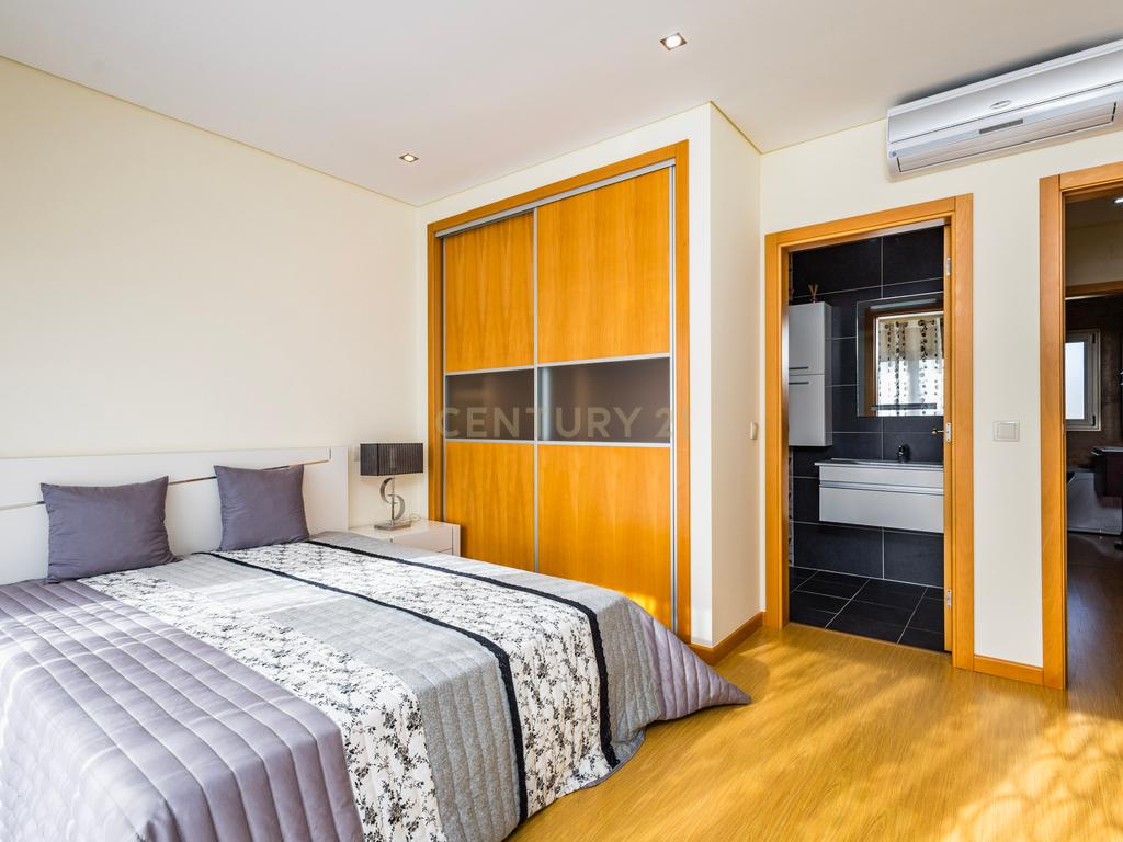 Apartamento T3 Duplex para venda em Pombal - Image 19