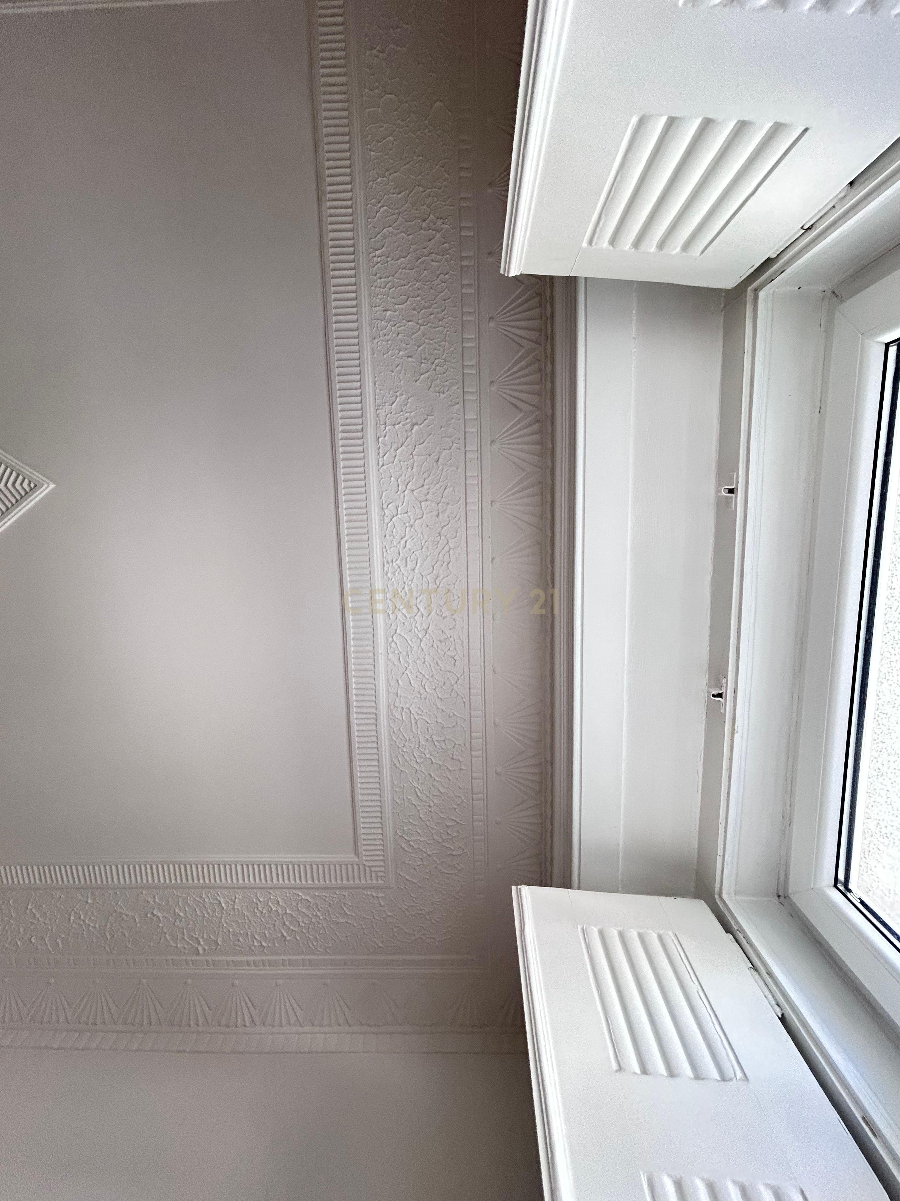 Apartamento T2 em Lisboa, na Av. Joaquim António de Aguiar - Image 13