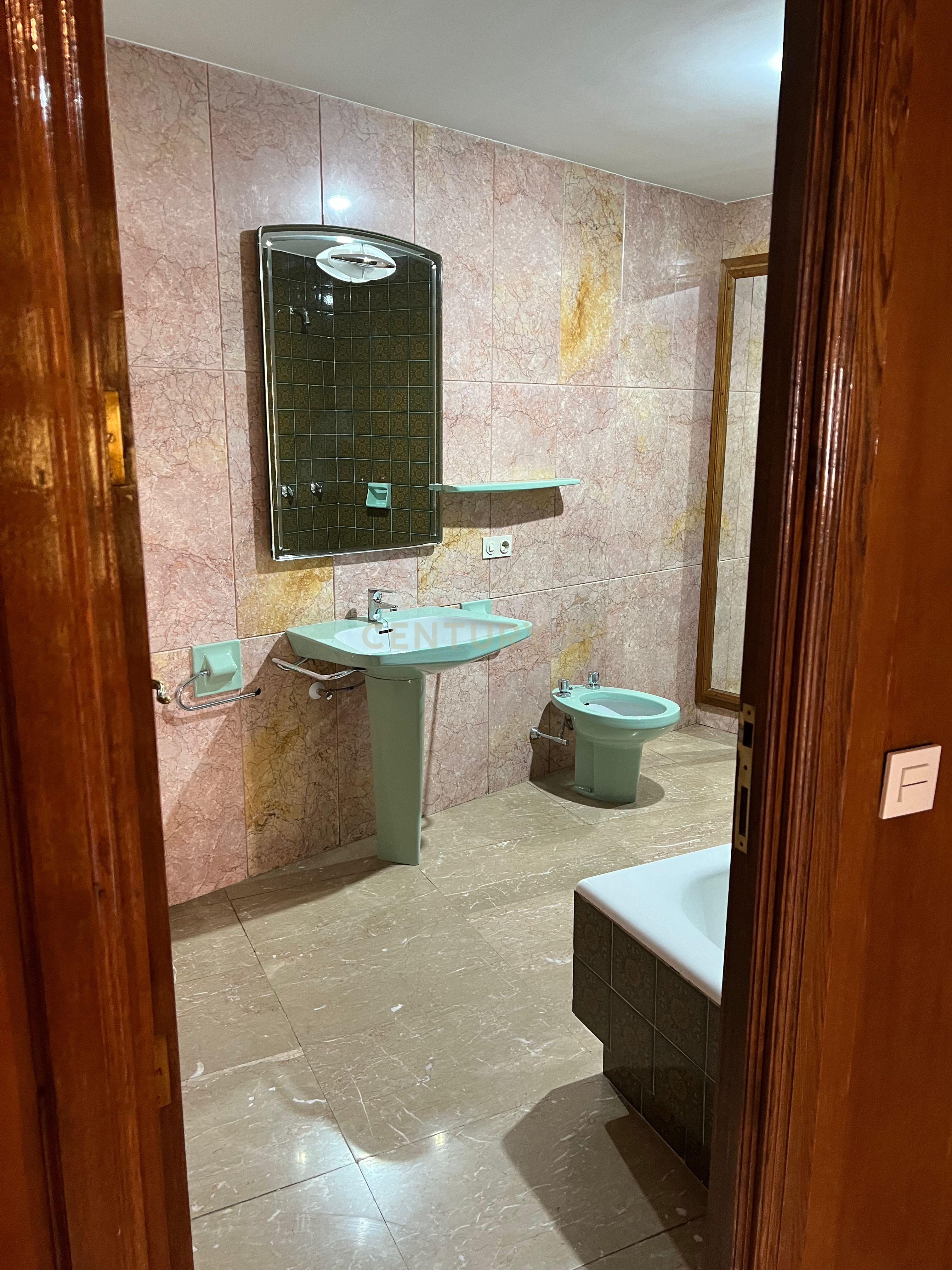 undefined - Image 11