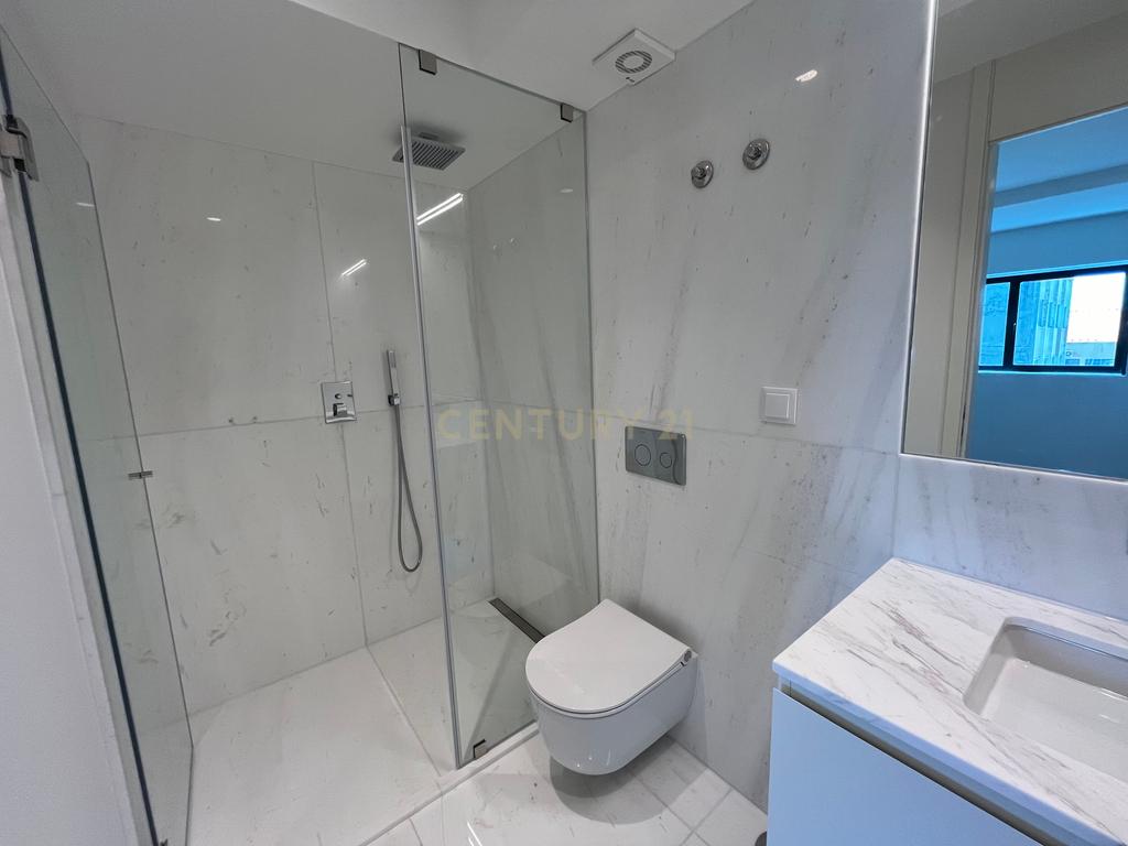 Apartamento novo com 2 quartos, com varandas, garagem e arrecadação - Image 14