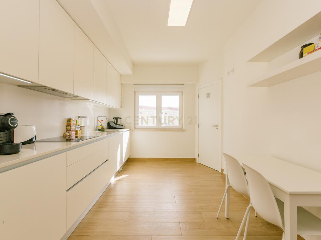 Apartamento T3 no Montijo - Image 4