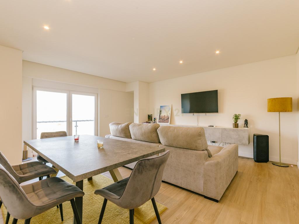 Apartamento T3 no Montijo - Image 2