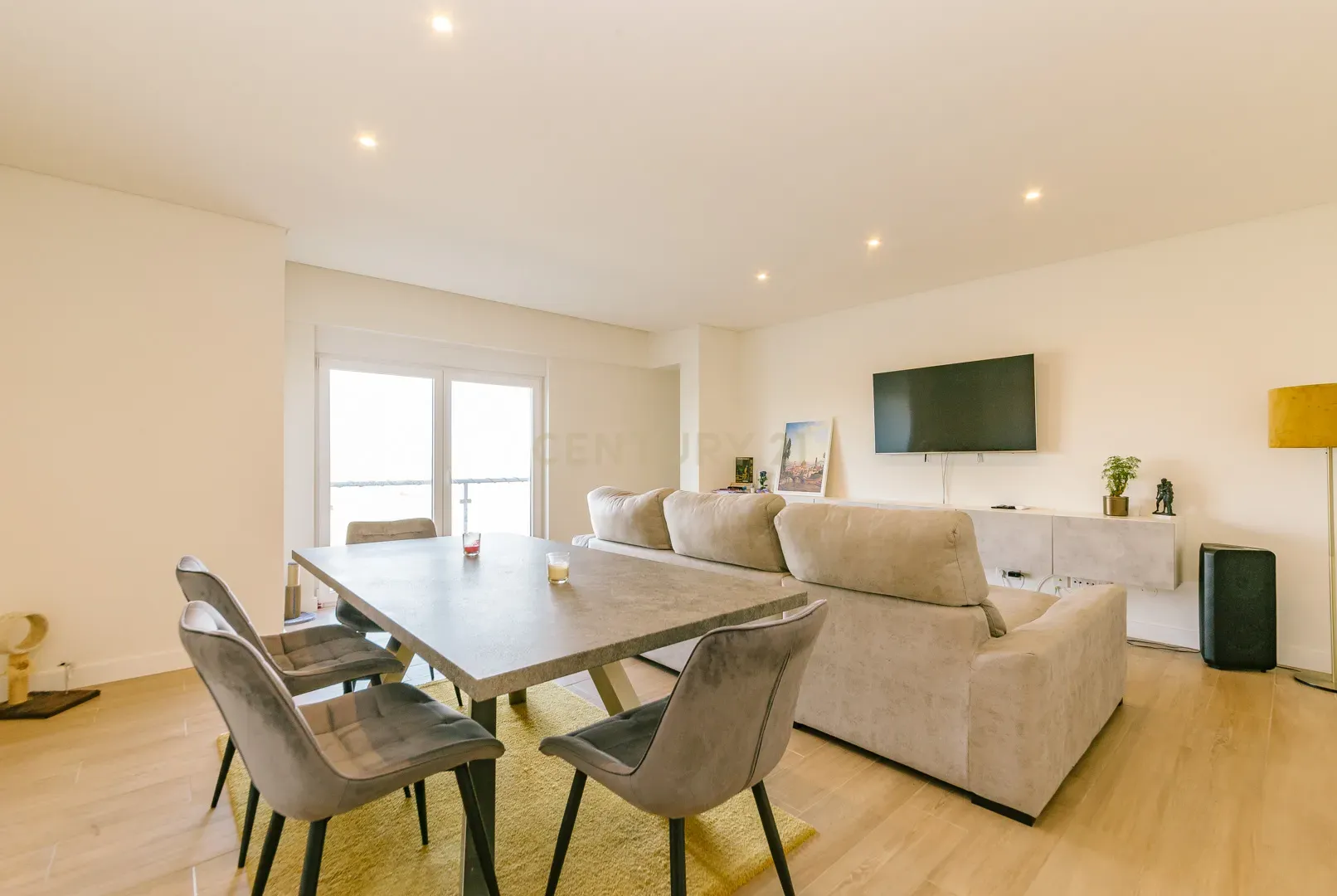 Apartamento T3 no Montijo - Image 9