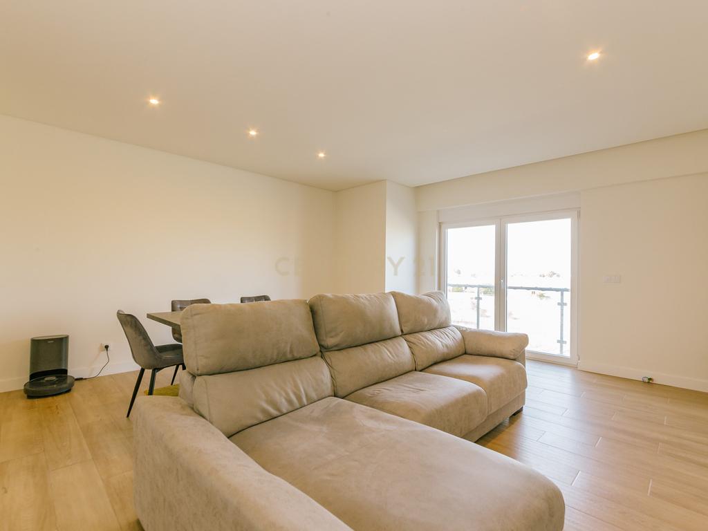 Apartamento T3 no Montijo - Image 12