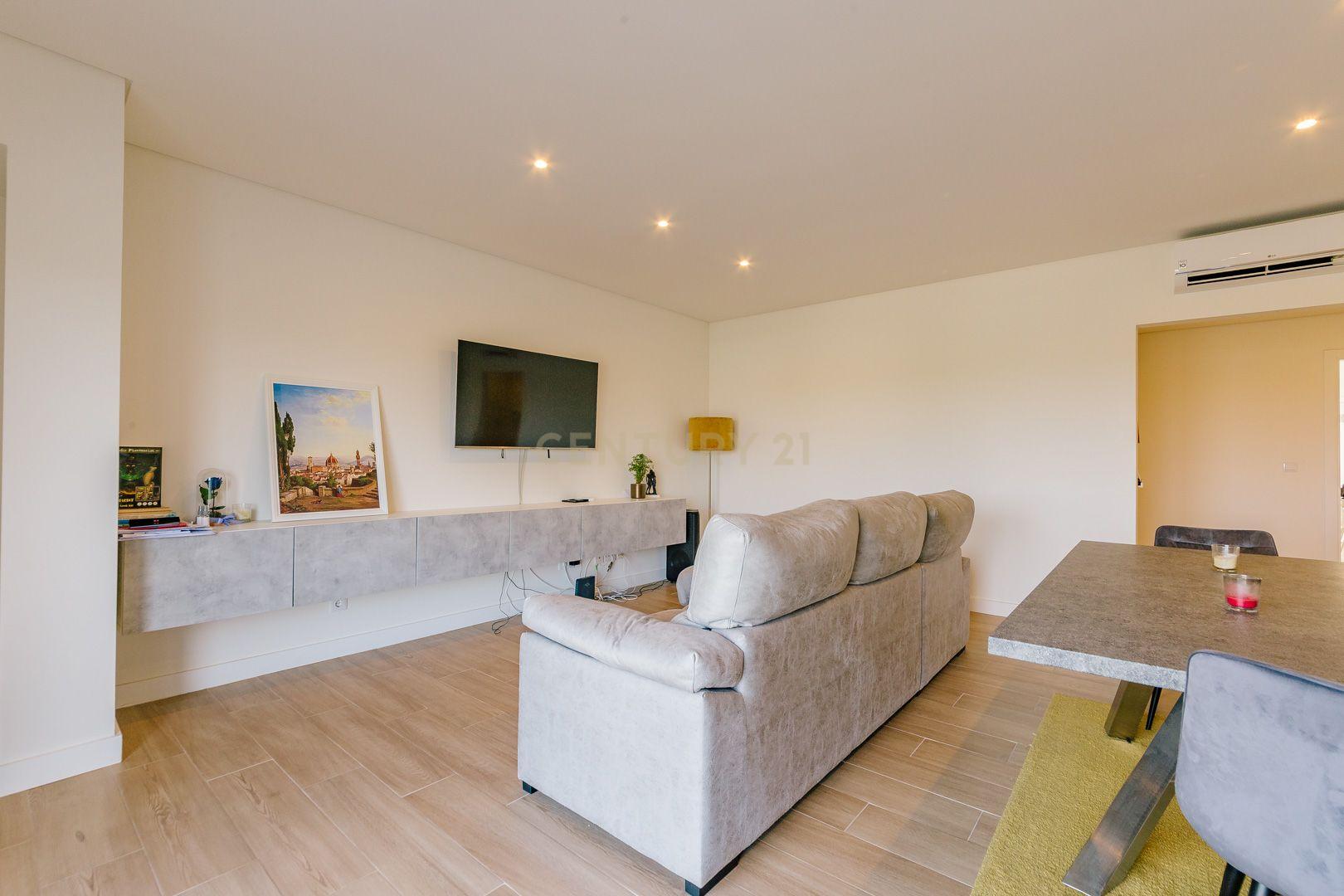 Apartamento T3 no Montijo - Image 13