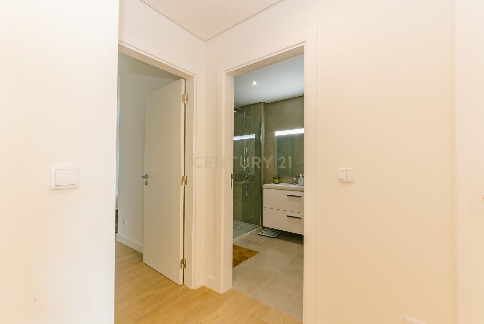 Apartamento T3 no Montijo - Image 16