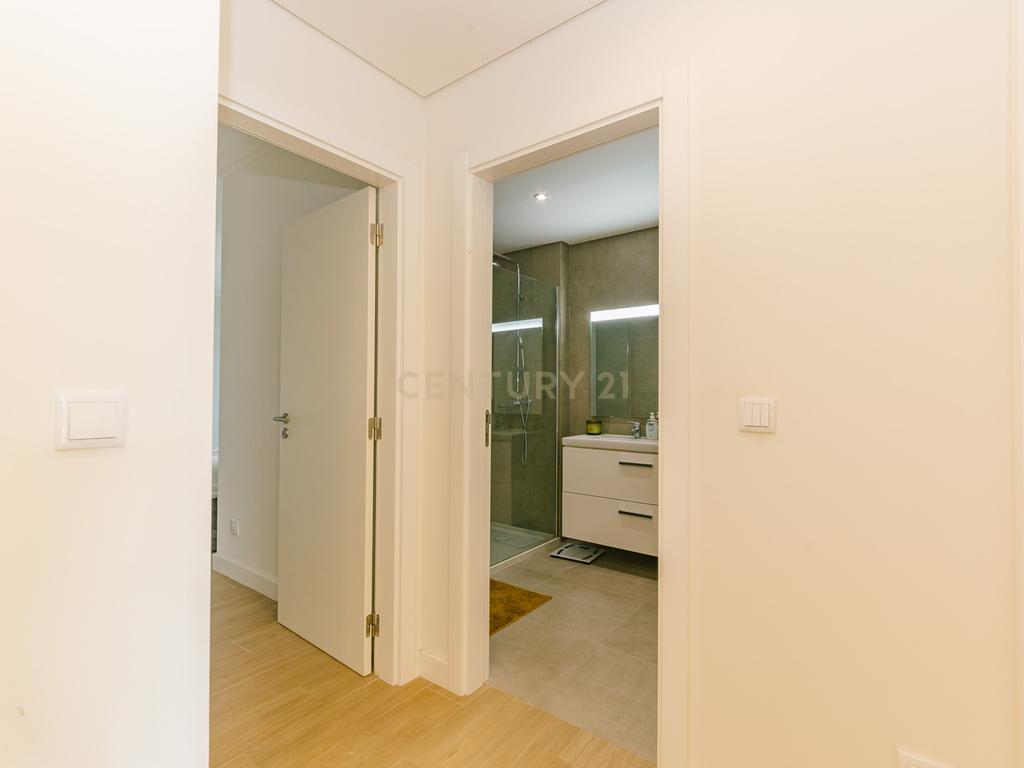 Apartamento T3 no Montijo - Image 16