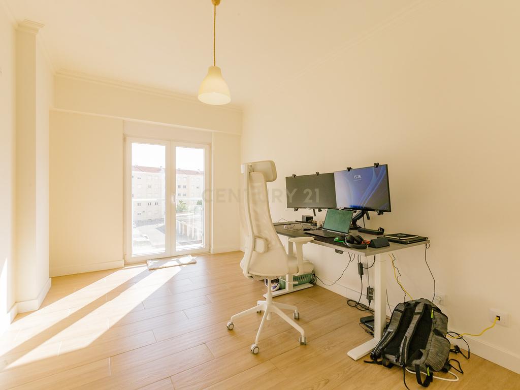 Apartamento T3 no Montijo - Image 25
