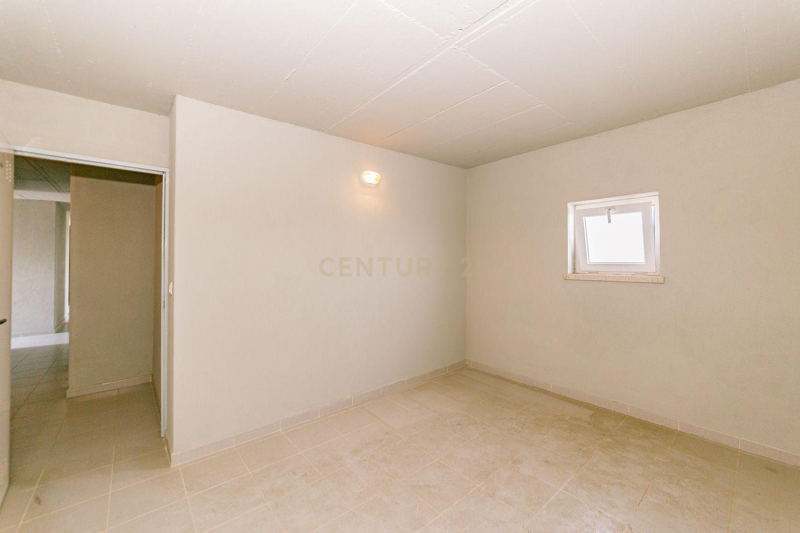 Apartamento T3 no Montijo - Image 30