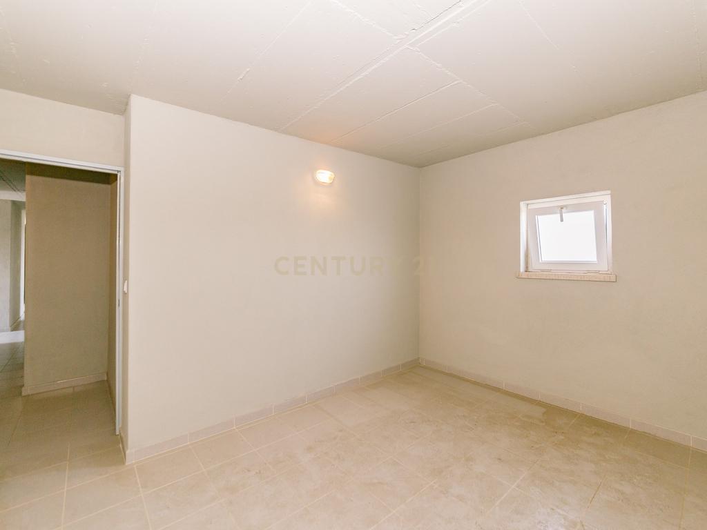 Apartamento T3 no Montijo - Image 30