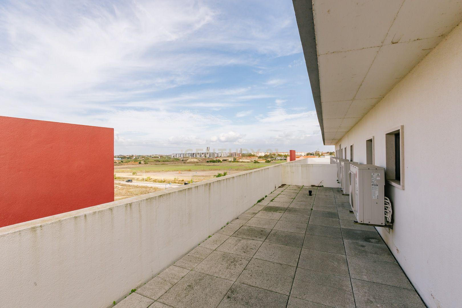Apartamento T3 no Montijo - Image 39