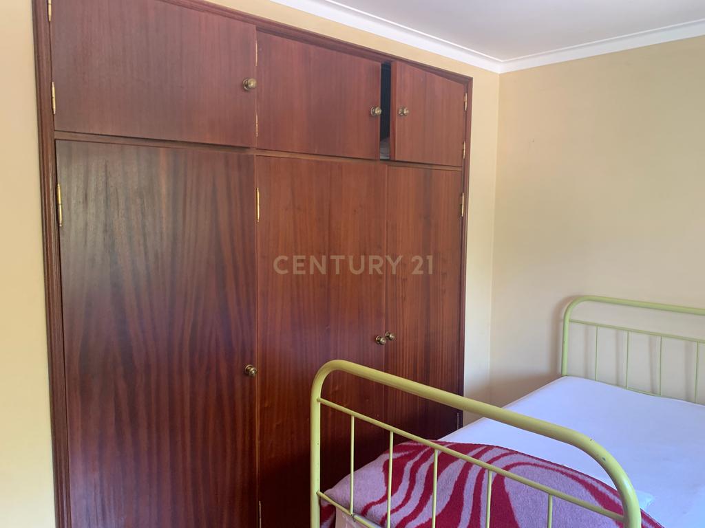 Moradia Térrea com 10.000m2 tereno no Gerês - Image 12