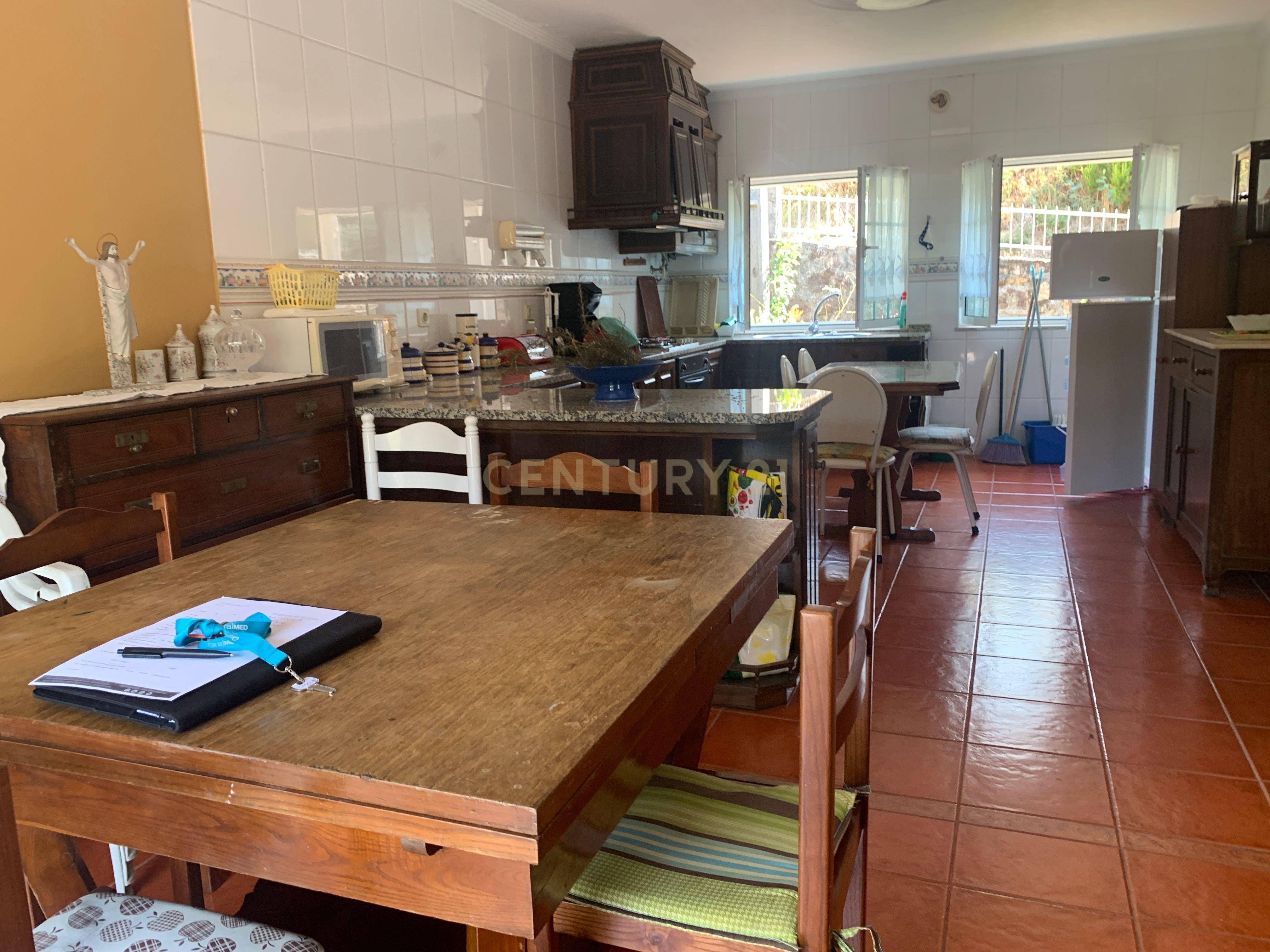 Moradia Térrea com 10.000m2 tereno no Gerês - Image 20